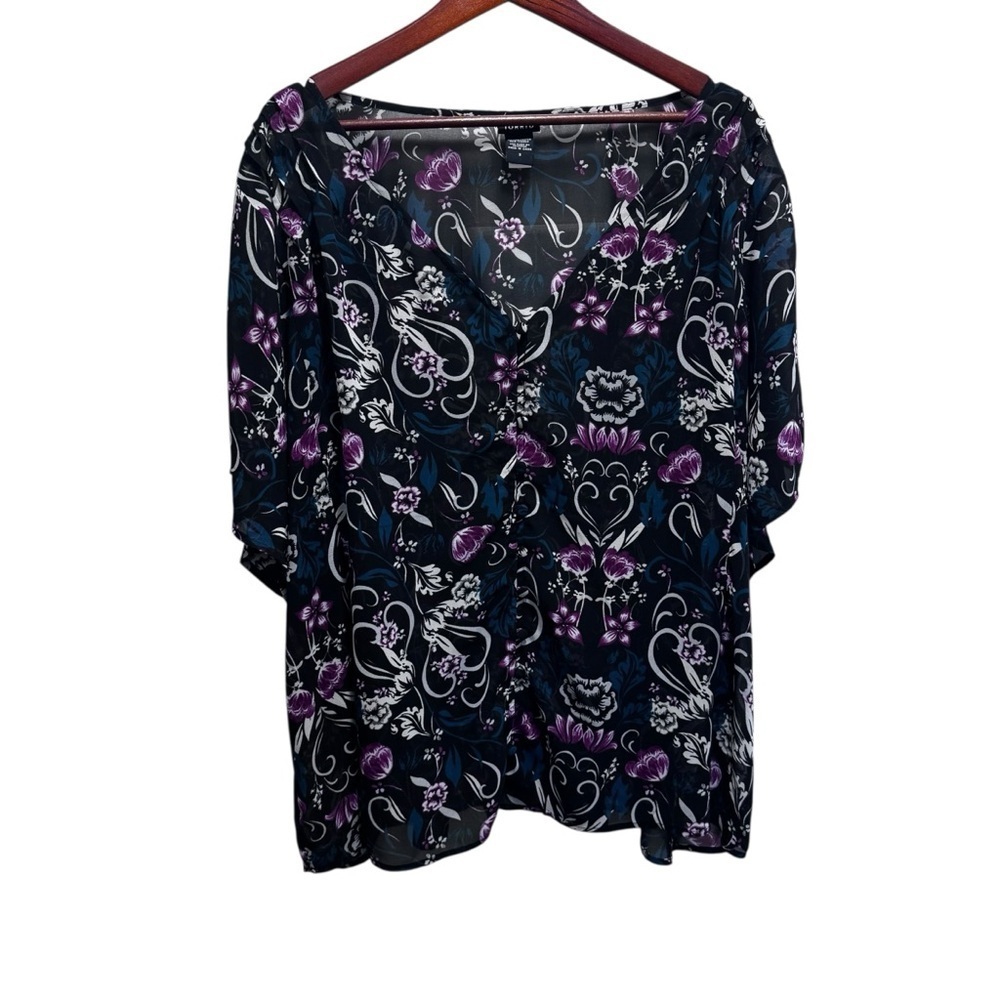 Torrid Black Floral Sheer Button Front Vneck Blouse Size 3X
